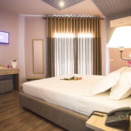 Vila Verde Beach Hotel Дуррес Екстер'єр фото