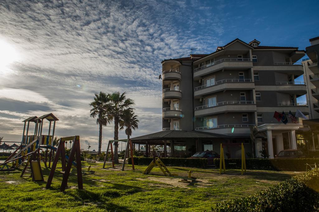 Vila Verde Beach Hotel Дуррес Екстер'єр фото