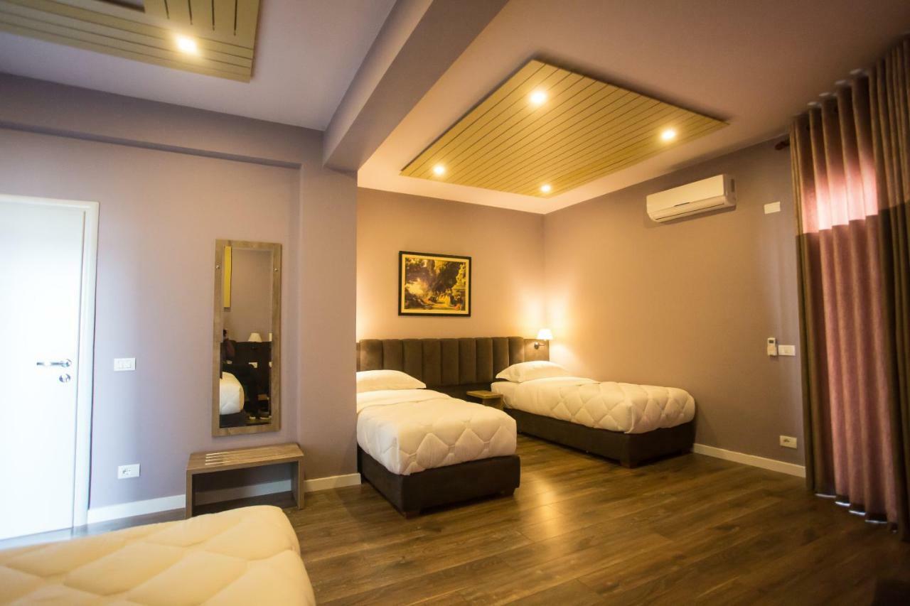 Vila Verde Beach Hotel Дуррес Екстер'єр фото