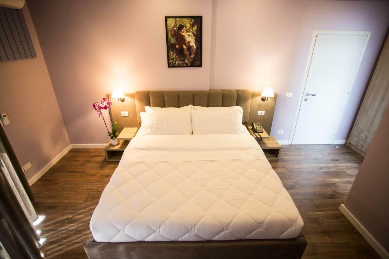 Vila Verde Beach Hotel Дуррес Екстер'єр фото