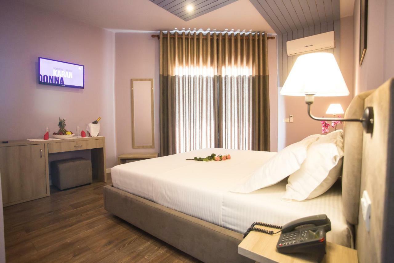 Vila Verde Beach Hotel Дуррес Екстер'єр фото