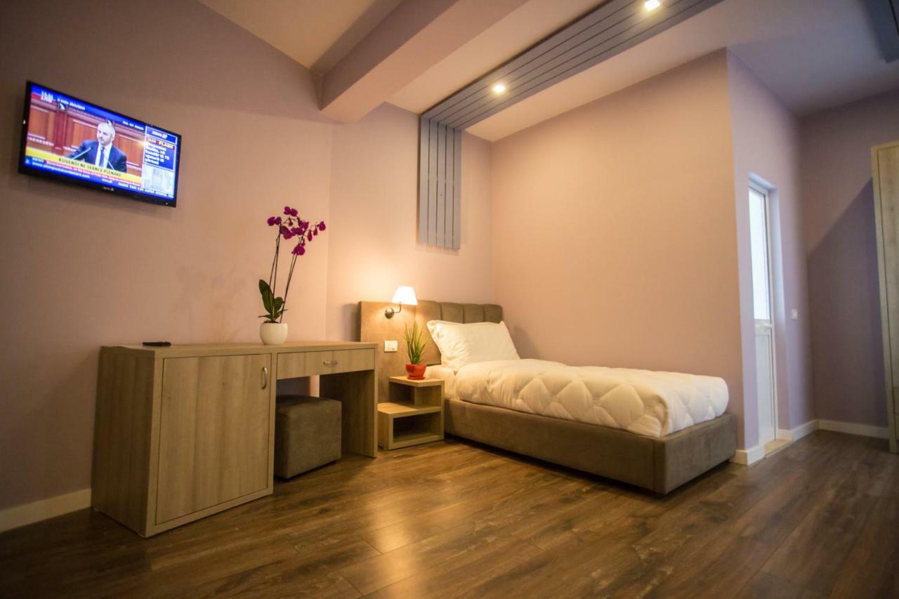 Vila Verde Beach Hotel Дуррес Екстер'єр фото